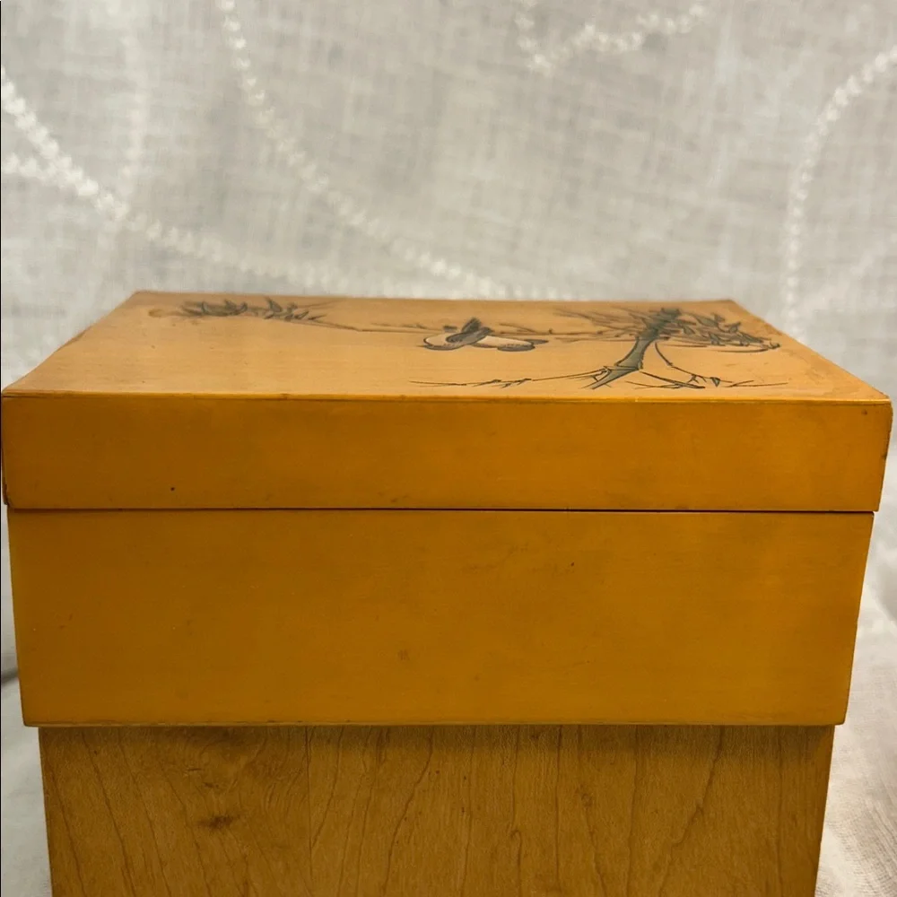 Vintage Jewelry wooden box with bamboo and birds hand painted